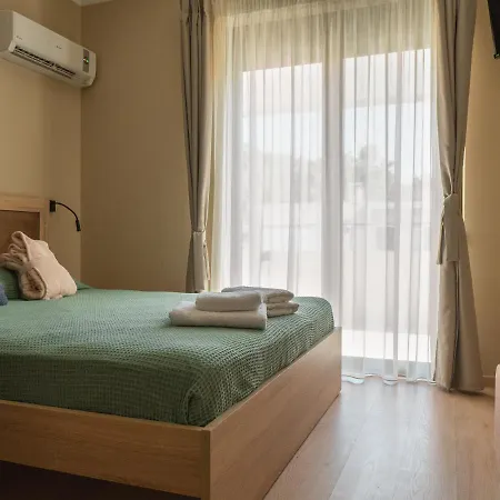 Adonis In Nature * Ixia (Rhodes)