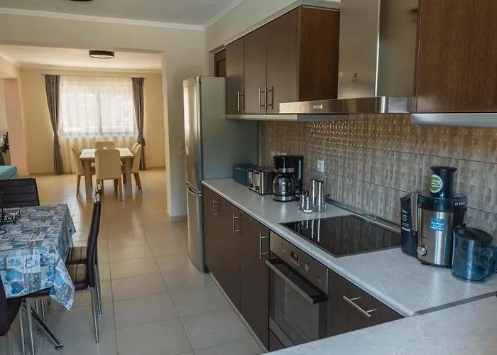 Adonis In Nature * Ixia (Rhodes)