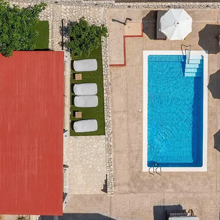 Adonis In Nature 别墅