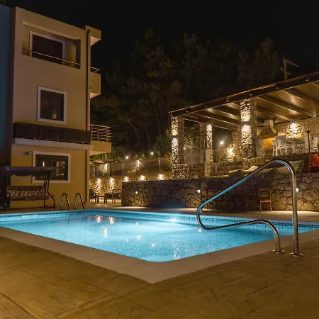 Adonis In Nature Villa *